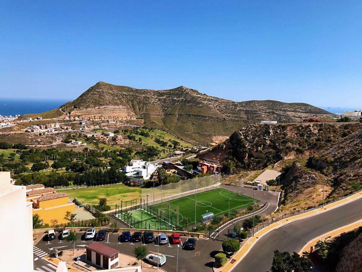 Appartamento Deluxe Roquetas De Mar Con Golf Y Piscina Climatizada, Parking Privado