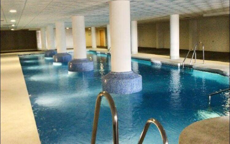 Apartment Deluxe Roquetas De Mar Con Golf Y Piscina Climatizada, Parking Privado Vicar