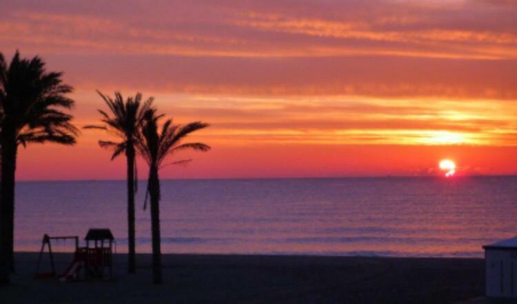 Apartment Deluxe Roquetas De Mar Con Golf Y Piscina Climatizada, Parking Privado *